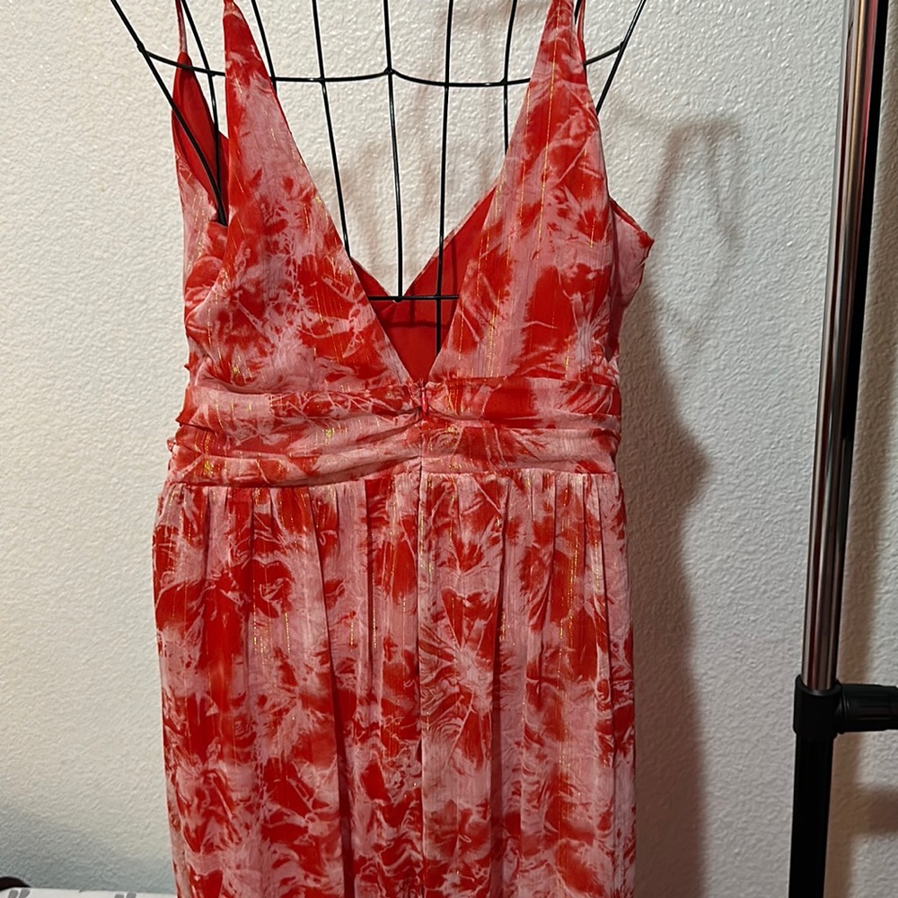 NWOT Very Pretty Orangish Reddish Super long Summer dress. SZ sm/md